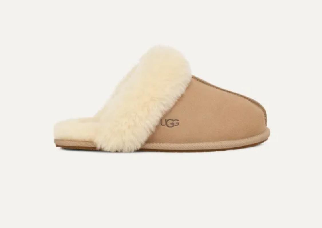 UGG6872